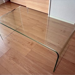 【美品】IDC 大塚家具 コンチネンタルファニチャー ガラステーブル リビングテーブルの画像