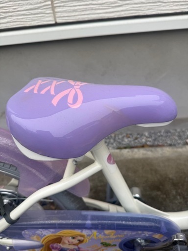自転車　18インチ　 ラプンツェル　状態良好　ヘルメット付き