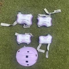 自転車　18インチ　 女児　ラプンツェル　状態良　ヘルメット、膝・肘サポーター付き  の画像