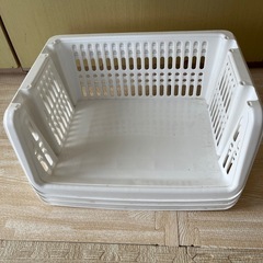 3個セット重ねられるケースの画像