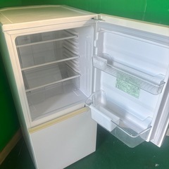 ユーイング 冷蔵庫 RMJ-11Bの画像