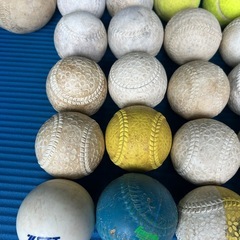 野球練習用ボールの画像