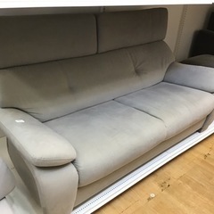 【トレファク神戸新長田店 買取/販売】取りに来られる方限定！karimokuの2.5人掛けソファーご紹介ですの画像