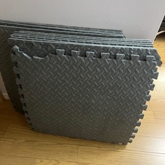 《お話し中》ジョイントマットの画像