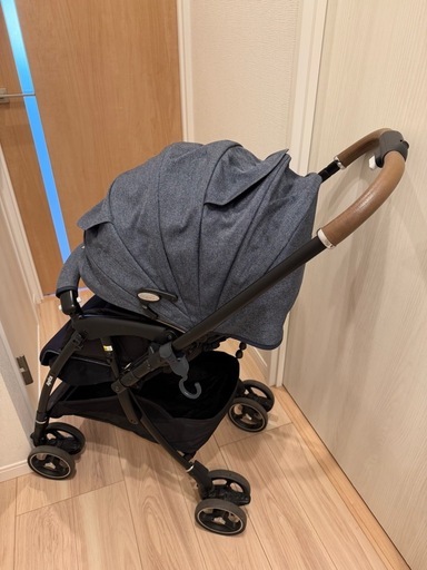 美品 手渡しも可 Aprica ベビーカー ラクーナクッションフリーAC レザー