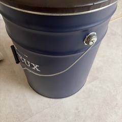 ペール缶スツール　収納の画像