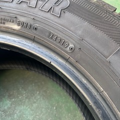 2019年製 バリ溝 グッドイヤー アイスナビ7 215/65R16 4本セットの画像