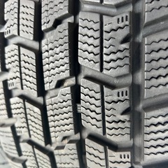 2019年製 バリ溝 グッドイヤー アイスナビ7 215/65R16 4本セットの画像