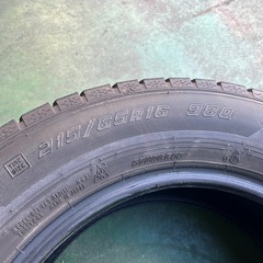 2019年製 バリ溝 グッドイヤー アイスナビ7 215/65R16 4本セットの画像