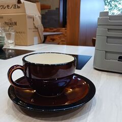 コーヒーカップ45個、受け皿18枚の画像