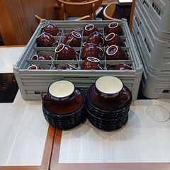 コーヒーカップ45個、受け皿18枚の画像