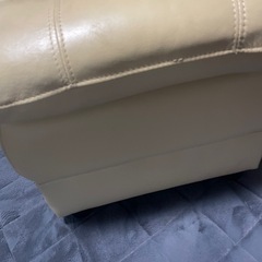 【譲渡先決定】総革張りソファーの画像