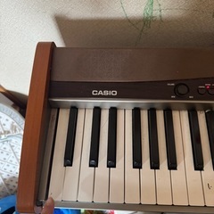 CASIO 電子ピアノの画像