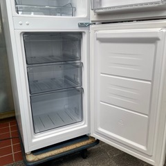 2024年製　Haier ノンフロン冷凍冷蔵庫 JR-SY15ARの画像