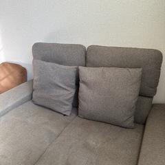 ソファー２人の画像