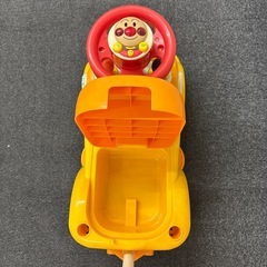 アンパンマン　車　の画像