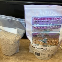 小鳥のエサ・カナリヤシードの画像