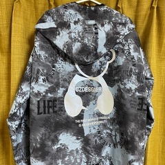 ナイロンジャケットの画像