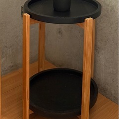 トレイスタンド（サイドテーブル）の画像