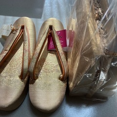 和装用のバックと草履セットの画像