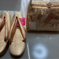 和装用のバックと草履セットの画像