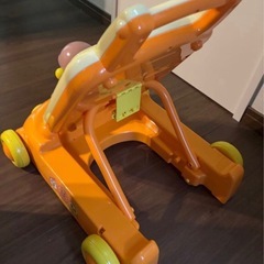 アンパンマン よくばりすくすくウォーカー手押し車の画像