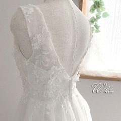 Aライン　ウエディングドレス　9号の画像