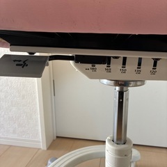 学習椅子
の画像