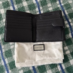 GUCCI グッチ　折りたたみ財布の画像