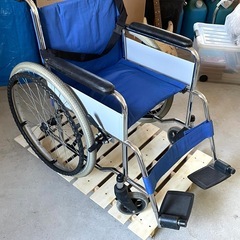 【決まりました】車椅子 折りたたみ 自走式 手こぎ 右タイヤパンクの画像