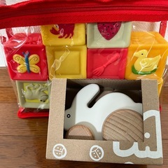 ベビー　おもちゃ　ブロック　うさぎのくるまの画像