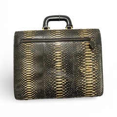 【最終値下】希少✴︎本革 パイソンリアルレザー ハンドバッグの画像