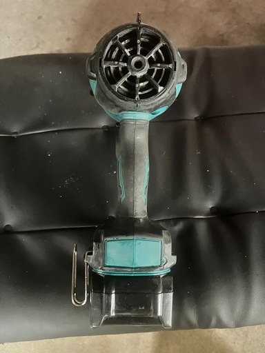 【早い者勝ち】マキタ 40V エアダスター バッテリー1個付き（充電器なし）