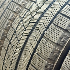 195/55R16 87Q ブリヂストン　スタッドレスタイヤの画像