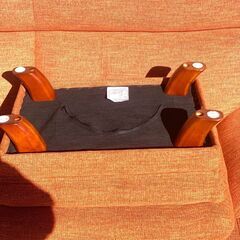 伊勢崎店【現状品】ji12-60 2人掛けソファ オットマン セット ジェム オレンジの画像