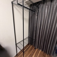 ハンガーラックの画像