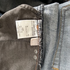 ユニクロのデニムの画像