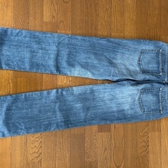 ユニクロのデニムの画像