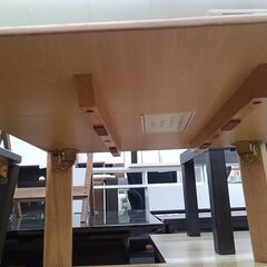 ★リユースのサカイ水戸店★  折りたたみテーブル ベージュ H32×D61×W61 クリーニング済み MT6884の画像