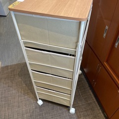 【棚】【4段シェルフ】【布張りチェスト】クリーニング済み【管理番号1226】野の画像