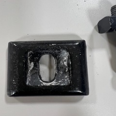 サドルの固定部品の画像