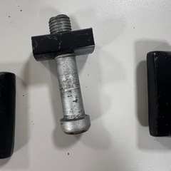 サドルの固定部品の画像