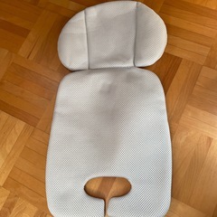 バウンサー　クッション付きの画像