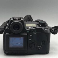 お年玉プレセント付き　Olympus E-10 銘機と歌われてから久しい、医療用カメラの世界的メーカーが送り出したカメラです。の画像