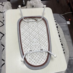 アイロンとアイロン台セットの画像