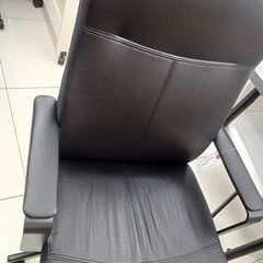 ★リユースのサカイ日立店★HJ8787 IKEA チェア ホワイト H107-120×D45×W65 クリーニング済み の画像