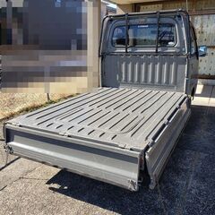 サンバートラック 4気筒 3方開 5速MT エアコン パワステ ラジオ タイベル交換済みの画像