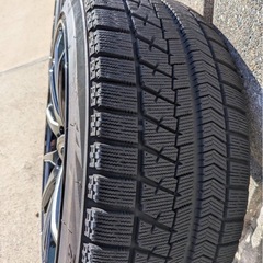 18インチ 225/40R17 スタッドレス　レクサスISなどにの画像
