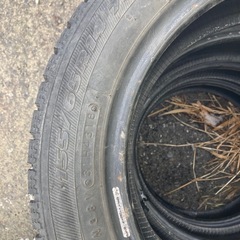 バリ目155/65/14 スタッドレスの画像