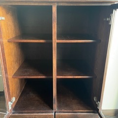 木製 サイドボード　食器棚　　チェスト　ガラス戸引き出しボード　棚　ラックの画像